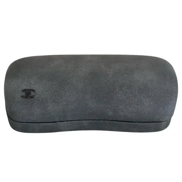 Chanel Sunglasses Eyeglasses Large Gray Suede Clamshell CC Logo CASE ONLY Rare - Picture 3 of 8